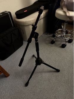 DR PRO Low Profile Mic Stand