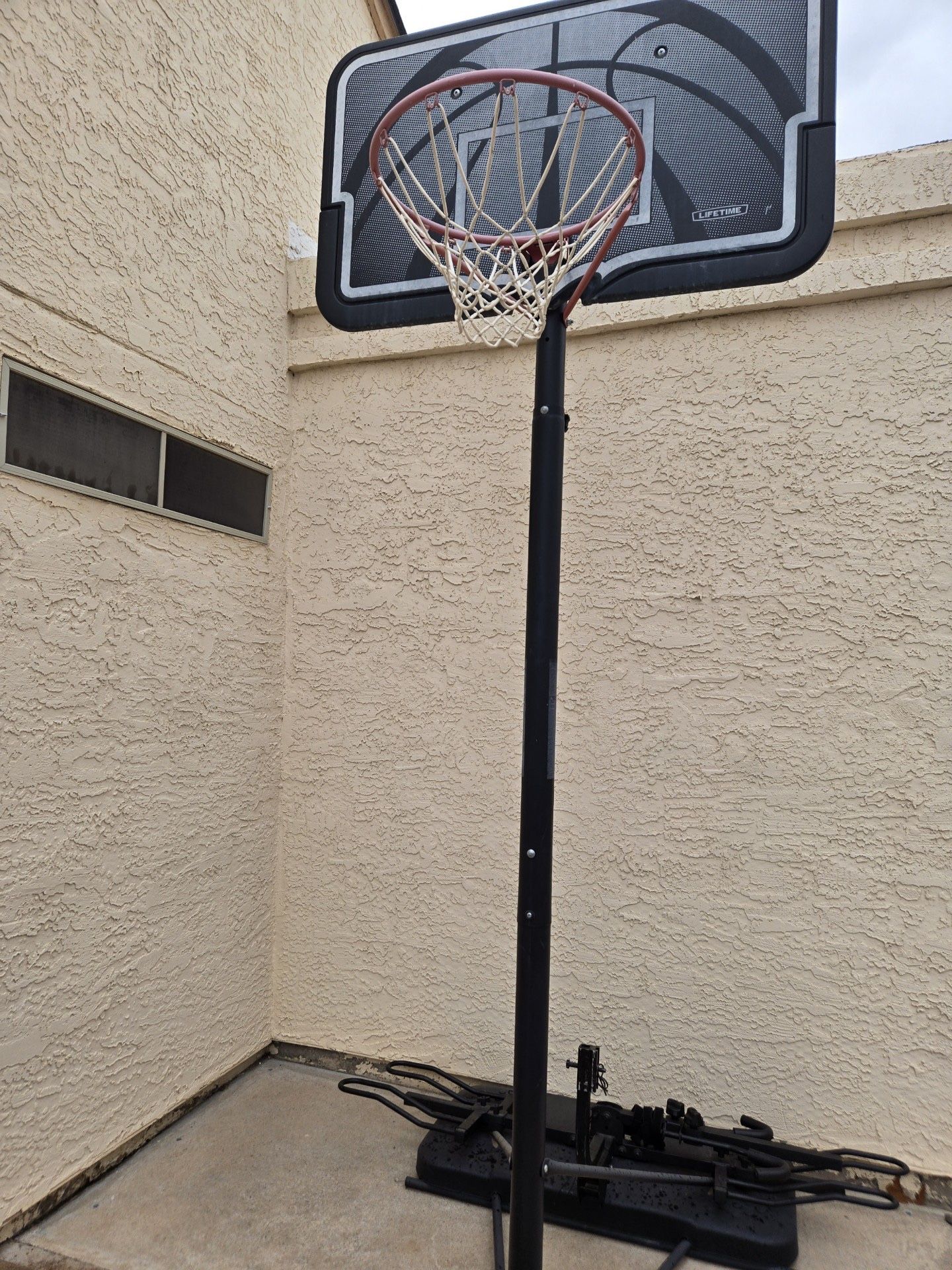 Basketball Hoop