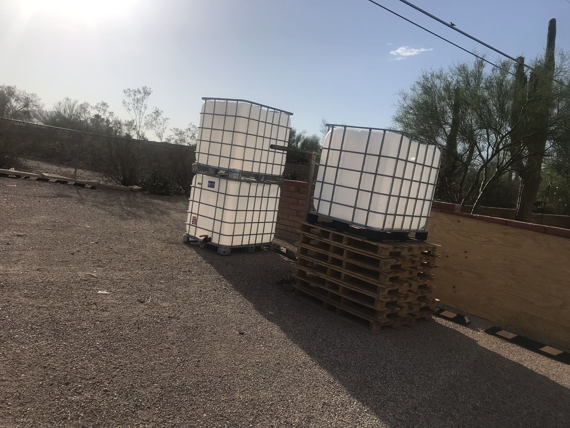 Clean Water Totes 280 Gals 75 Dollars