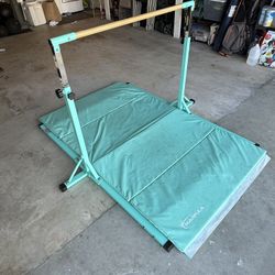 Adjustable Gymnastics Bar And Mat