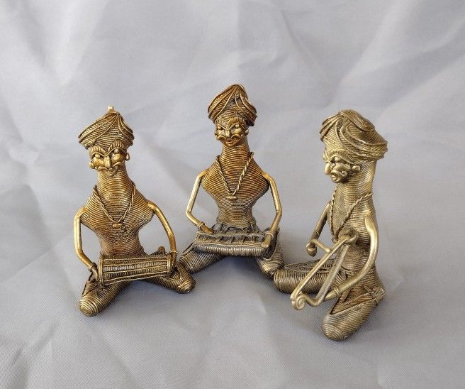 3 people playing music