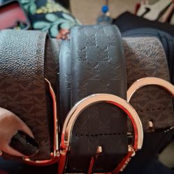 3 SET Belts Michael Kors Women's 53MM Reversible Belt in Vancouver,