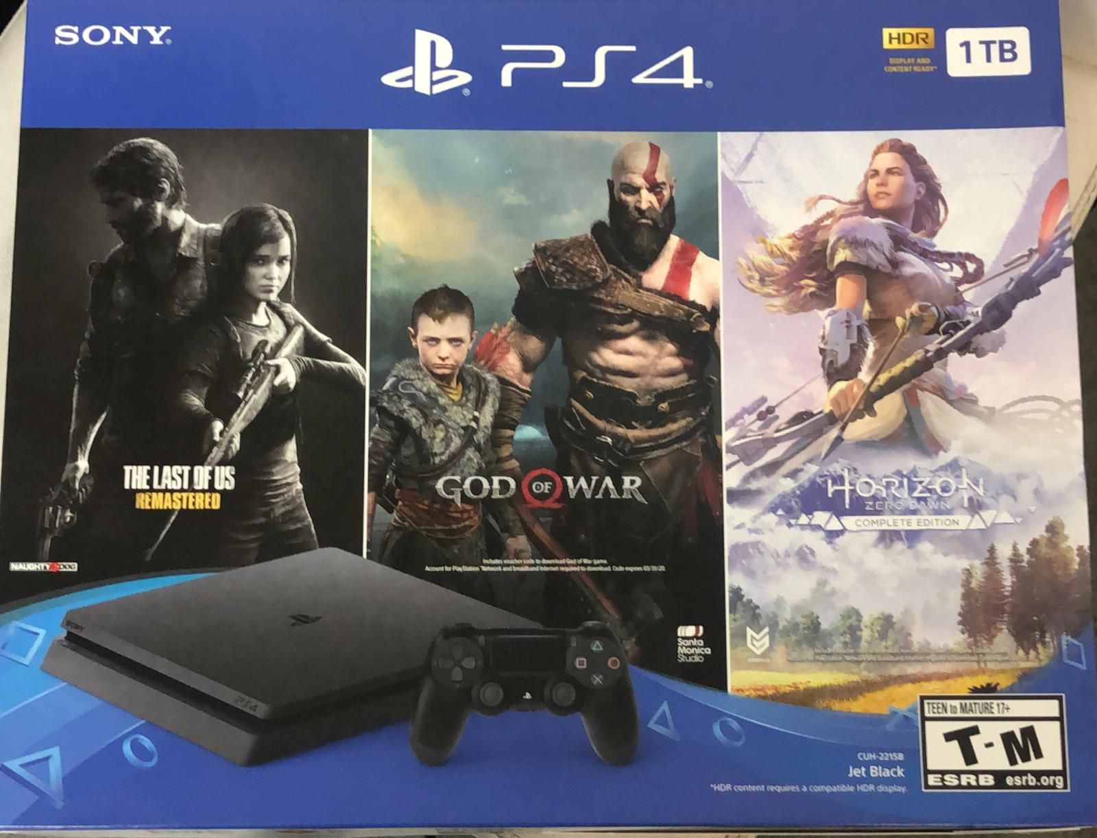 La Playstation 4. 1TB. Models slim. Tres juegos incluidos. Nuevo en caja.