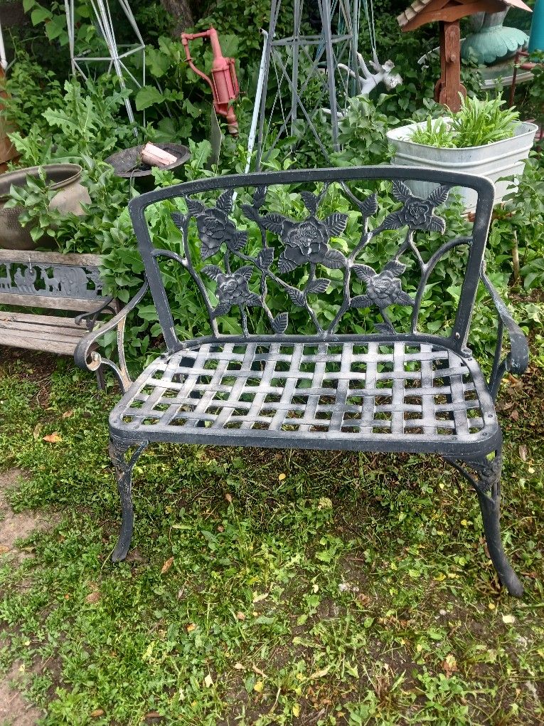 Heavy Duty Lawn Benches
