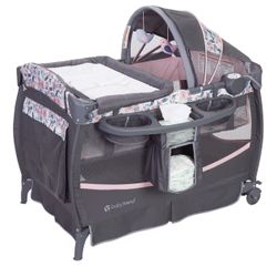 Baby Trend Deluxe II Nursery Center Bassinet Convertible To Playard With Changing Table