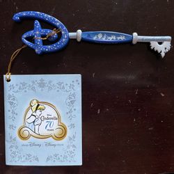 Disney Cinderella Key with Tag UK