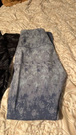 2 Leggings Size M Reebok Brand