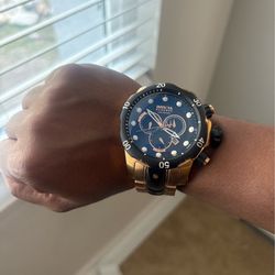 Invicta Reserve Venom 5733 Chronograph – 1000M Diver – Rose Gold & Black