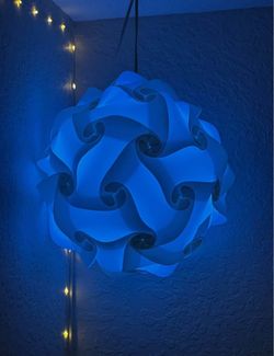 Cool ball lamp white (colored bulb not included)