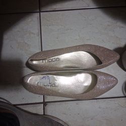 Moda Flats Size 8 Like New
