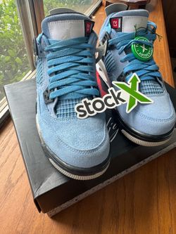 Jordan 4 university blues size 5.5y