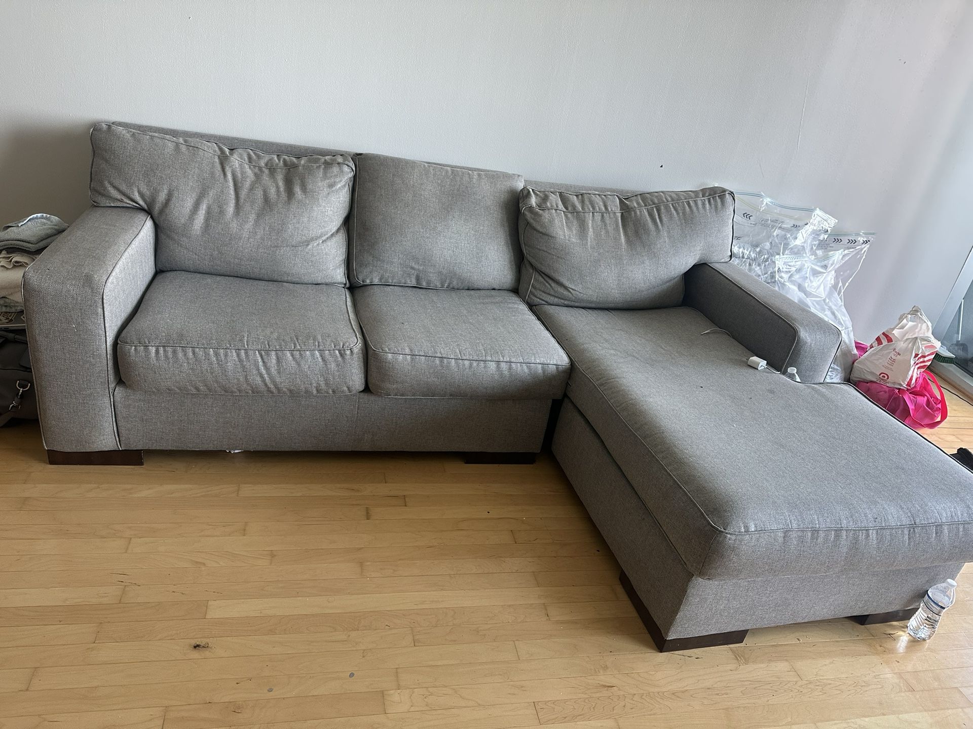 Free Sectional