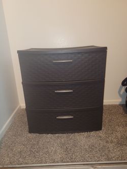 3-Drawer Plastic Storage Dresser
