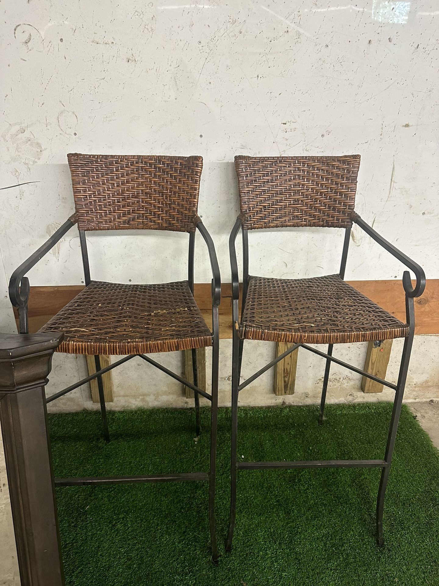 Barstools Chair Set