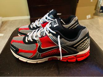 nike vomero 5's