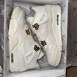 DS Jordan 4 metallic gold men’s size 9.5 and 8