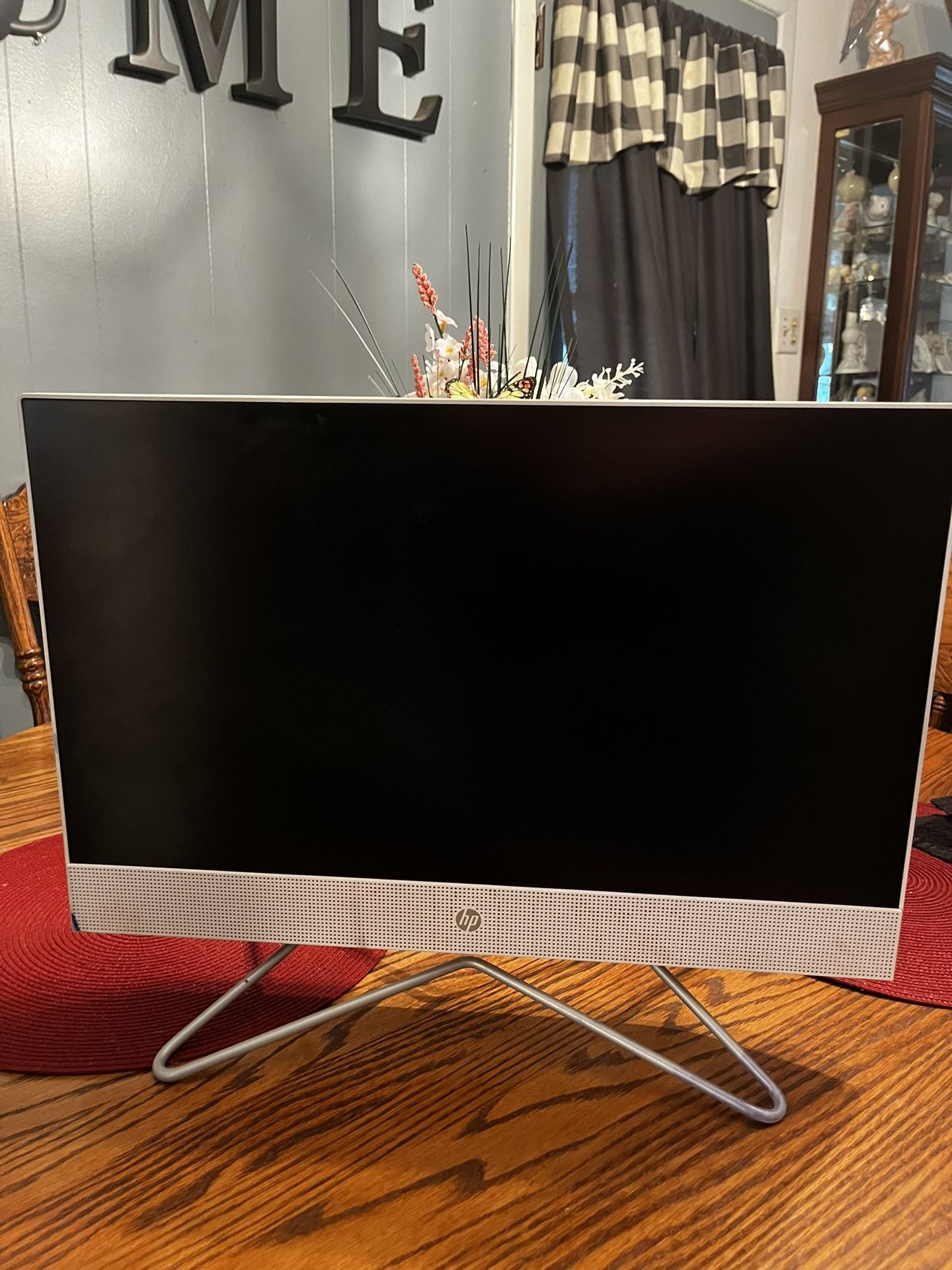 All In One Desktop HP 22 Inch