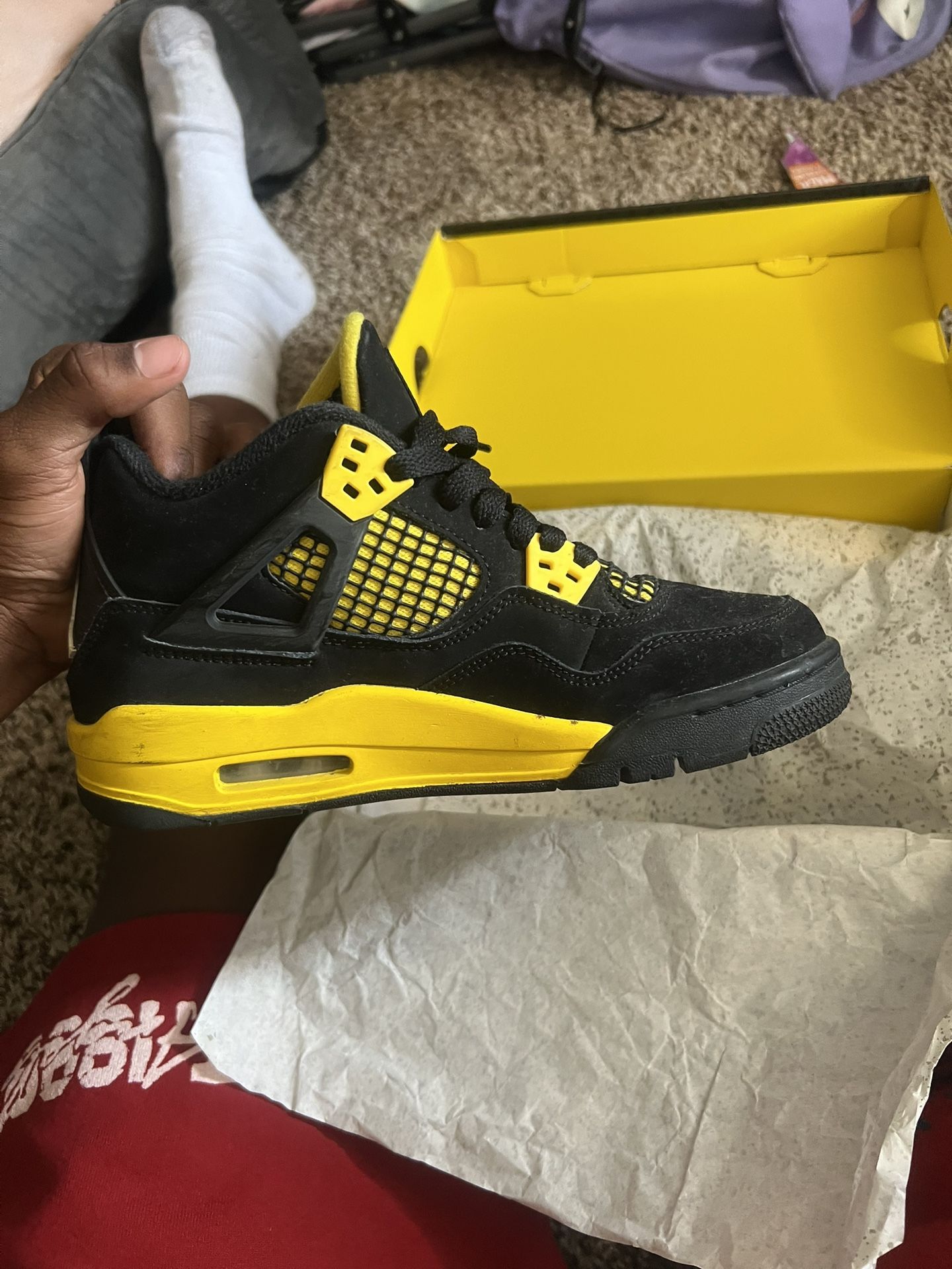AIR JORDAN 4 RETRO