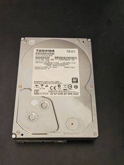 Toshiba DT01ACA200 2TB 3.5-Inch SATA Hard Drive