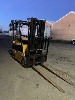 Fork Lift Davewoo