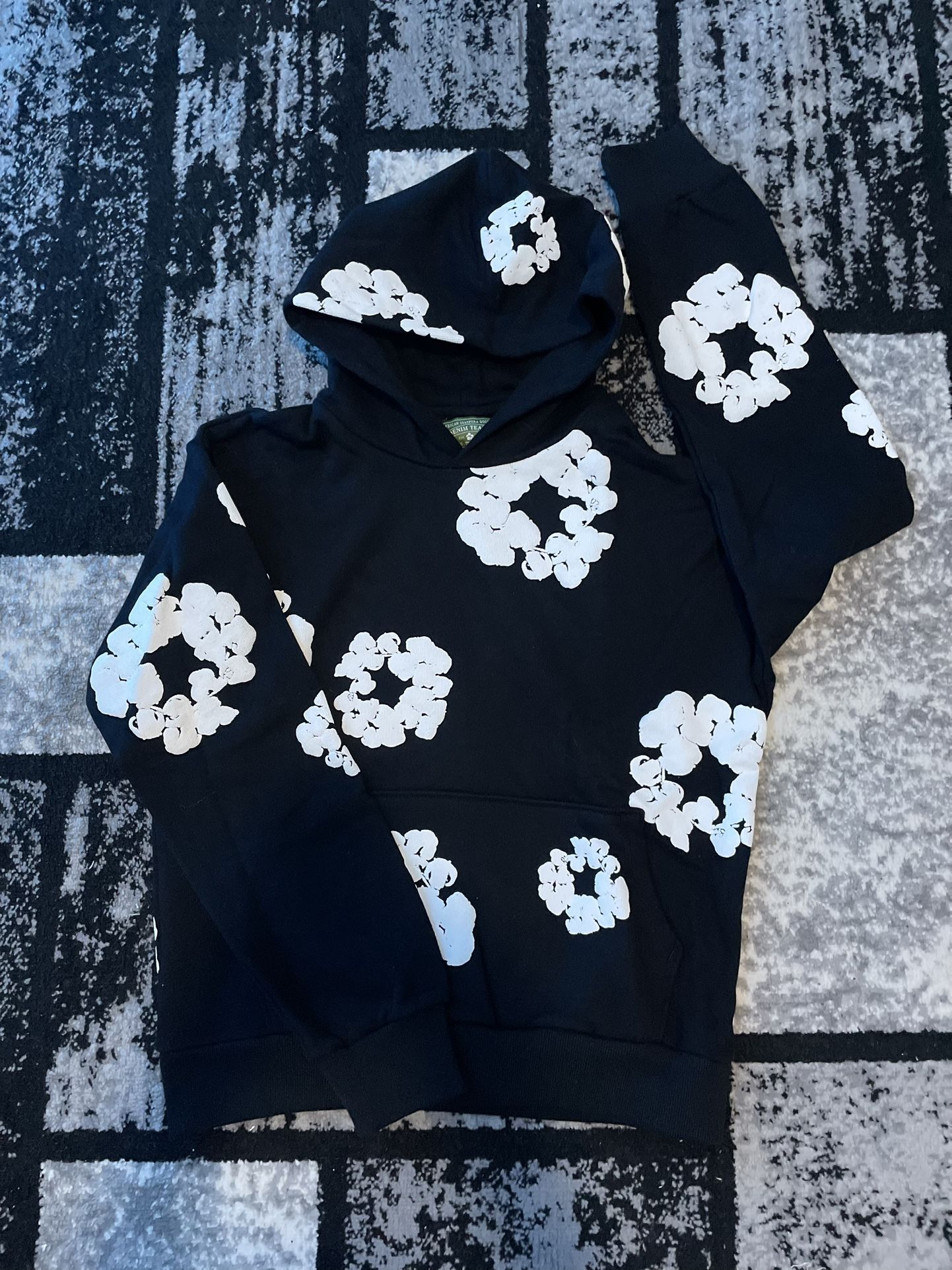 Black & White Denim Tear Hoodie Size M