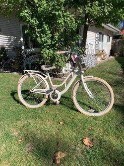 26” Girls Charleston bicycle