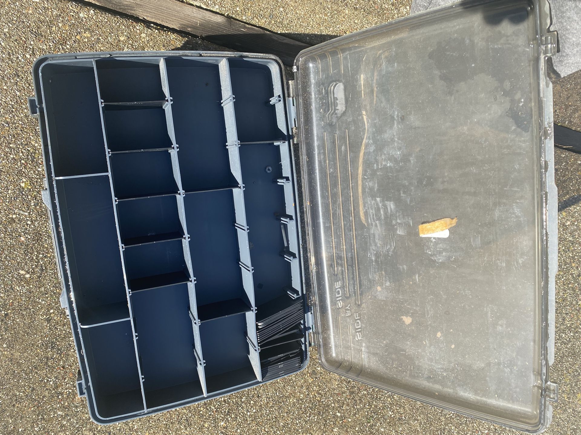 Fishing Tackle Box Or Screw Set