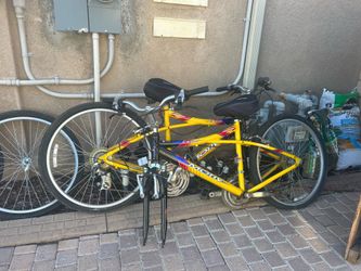 Aluminum 21-Speed Bikes — $99 for both / OBO Two yellow Motiv CA480