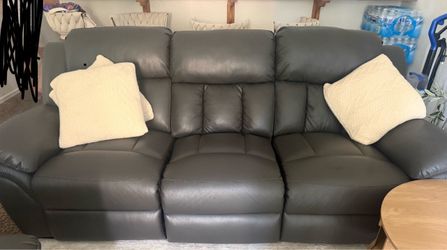 Recliner sofa
