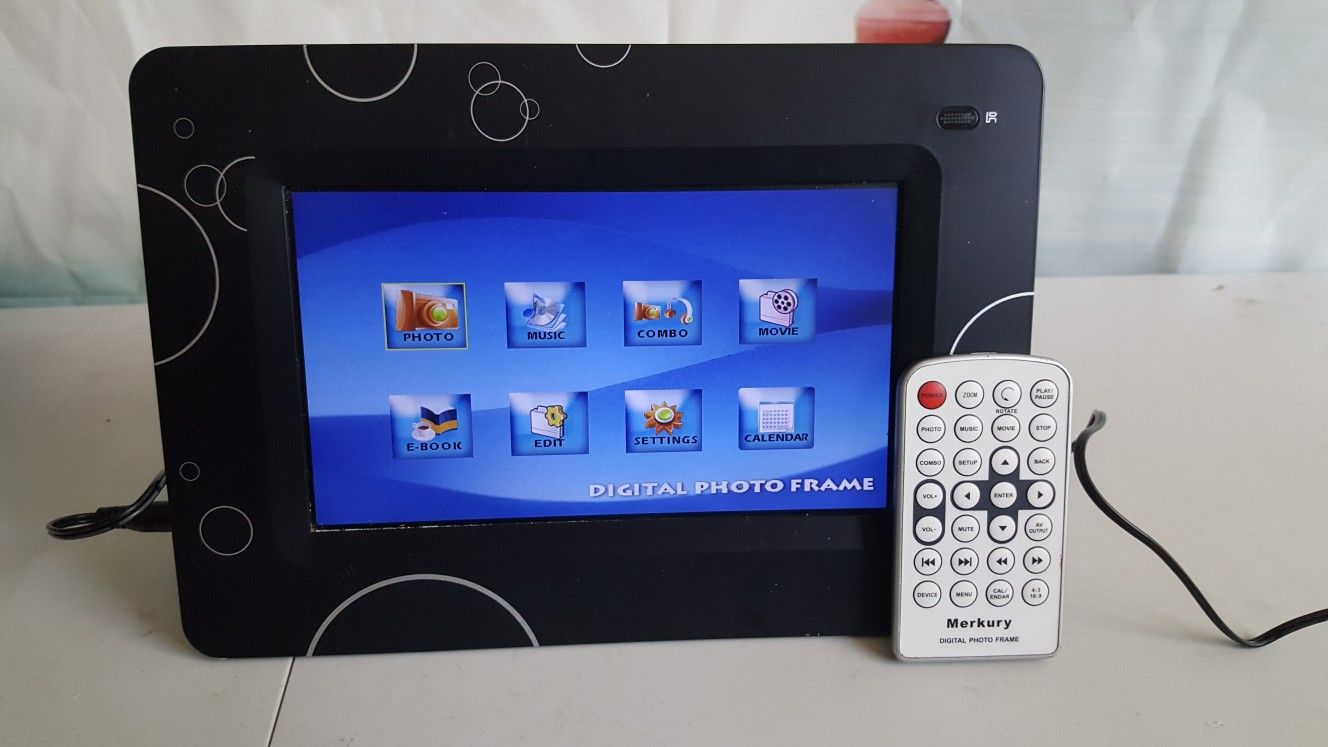 7" MERCURY Digital Picture Frame Digital Unit.$20