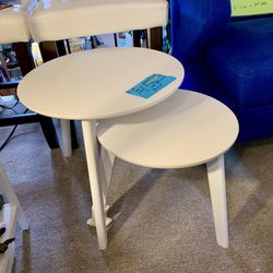 NEW Set of 2 round white nesting accent side coffee tables  
