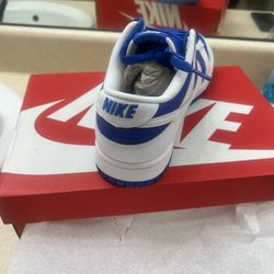 Kentucky Dunks 
