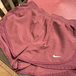 Nike Shorts 