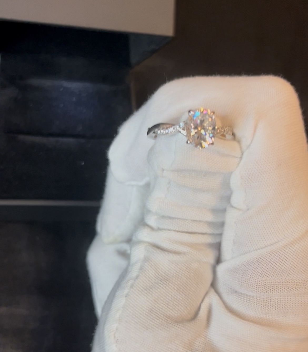 2ct Oval Moissanite Engagement Ring & 925 Sterling Silver w/ Box & GRA Card