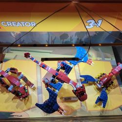 LEGO Creator 3in1 Fire Dragon 31102 Building Kit W/ Display Case