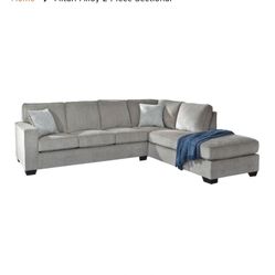 Like New 2 Piece Sectional 