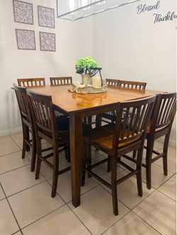 9 pieces Dining Set