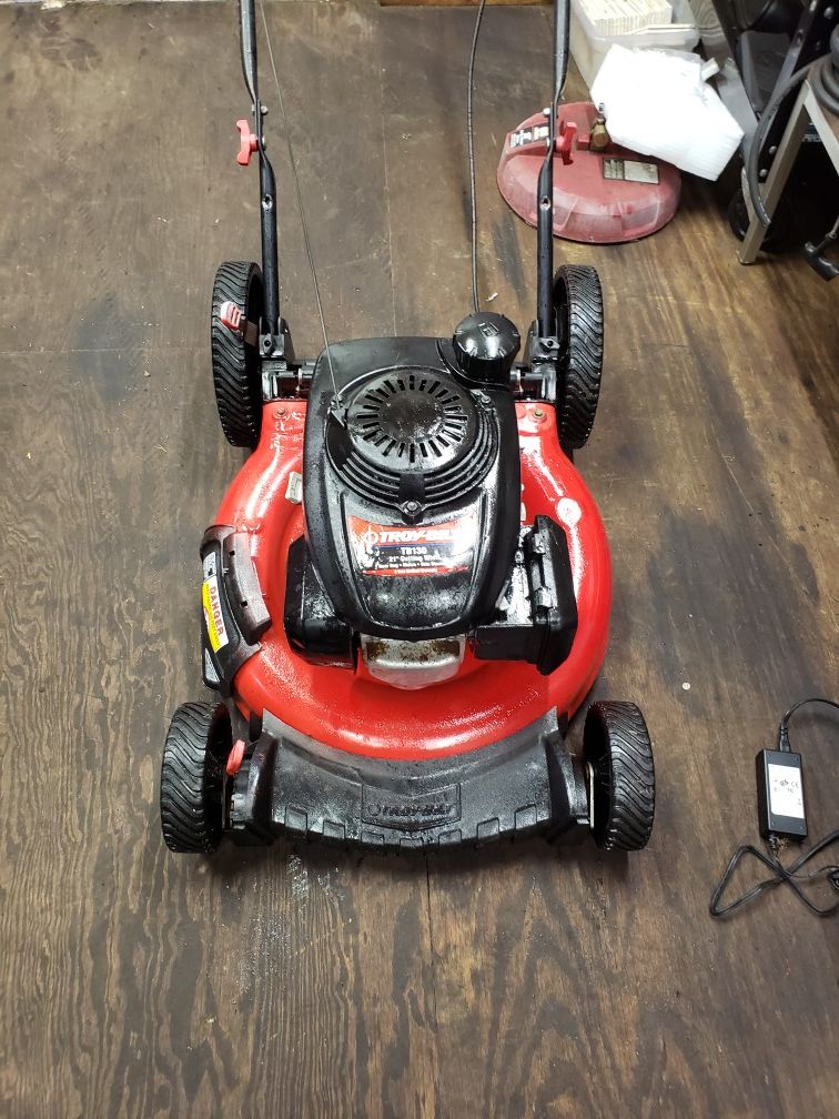 Troy-Bilt push lawn mower with Honda engine