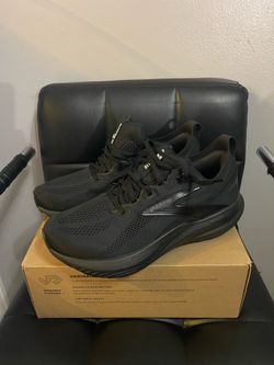 Brooks Glycerin 22/ size 9 Men’s $95