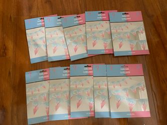 10 Gender Reveal Garland