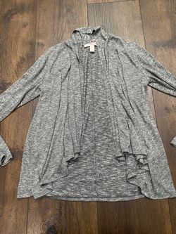 Womans Gray Cárdigan Sweater Size Médium By Forever 21 #8