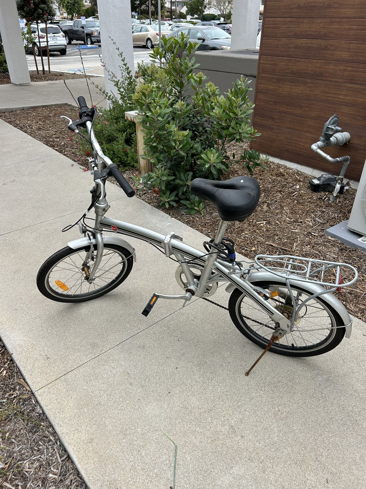 foldable bike. Easy to fold