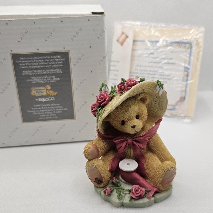 New Cherished Teddies JANET blooms Summer Figurine flower hat rose birthday 

Mint condition, kept in the box, never displayed 
Girl bear in a flower 