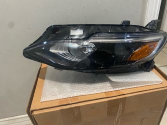 2019-2025 Chevy Malibu left headlight