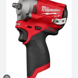 Milwaukee Stubby Impact 