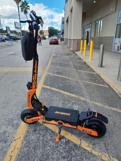 GT08 electric scooter $1,299 cash  with payment plans available!