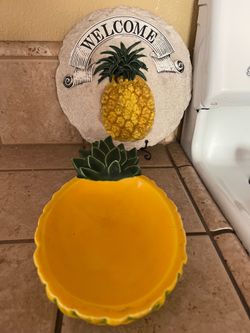 Pineapple, ceramic decorative and ceramic pineapple bowl from Hawaii