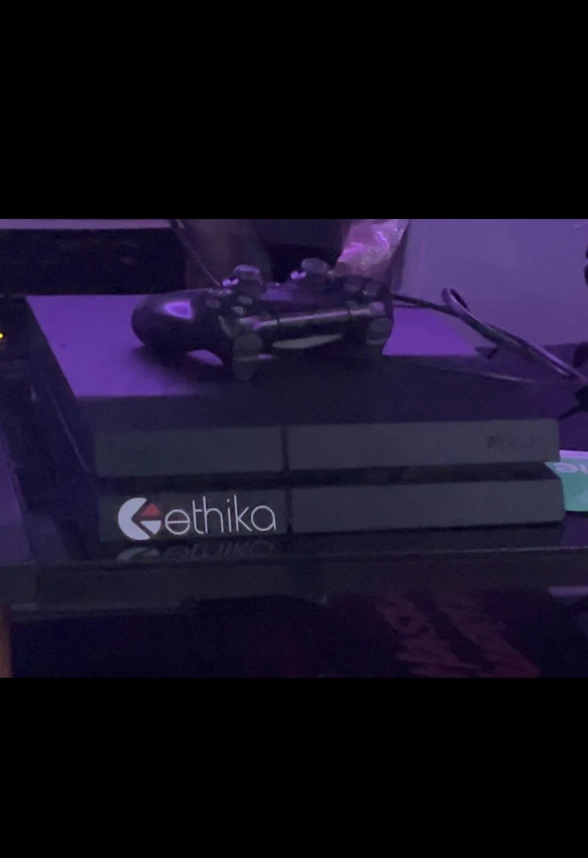 Play Station 4