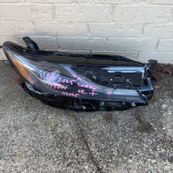 2025 Toyota Camry Right Headlight 
