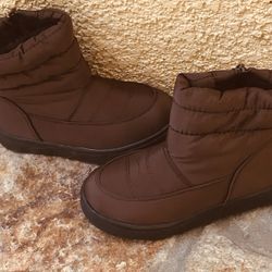 Kids Show Boots